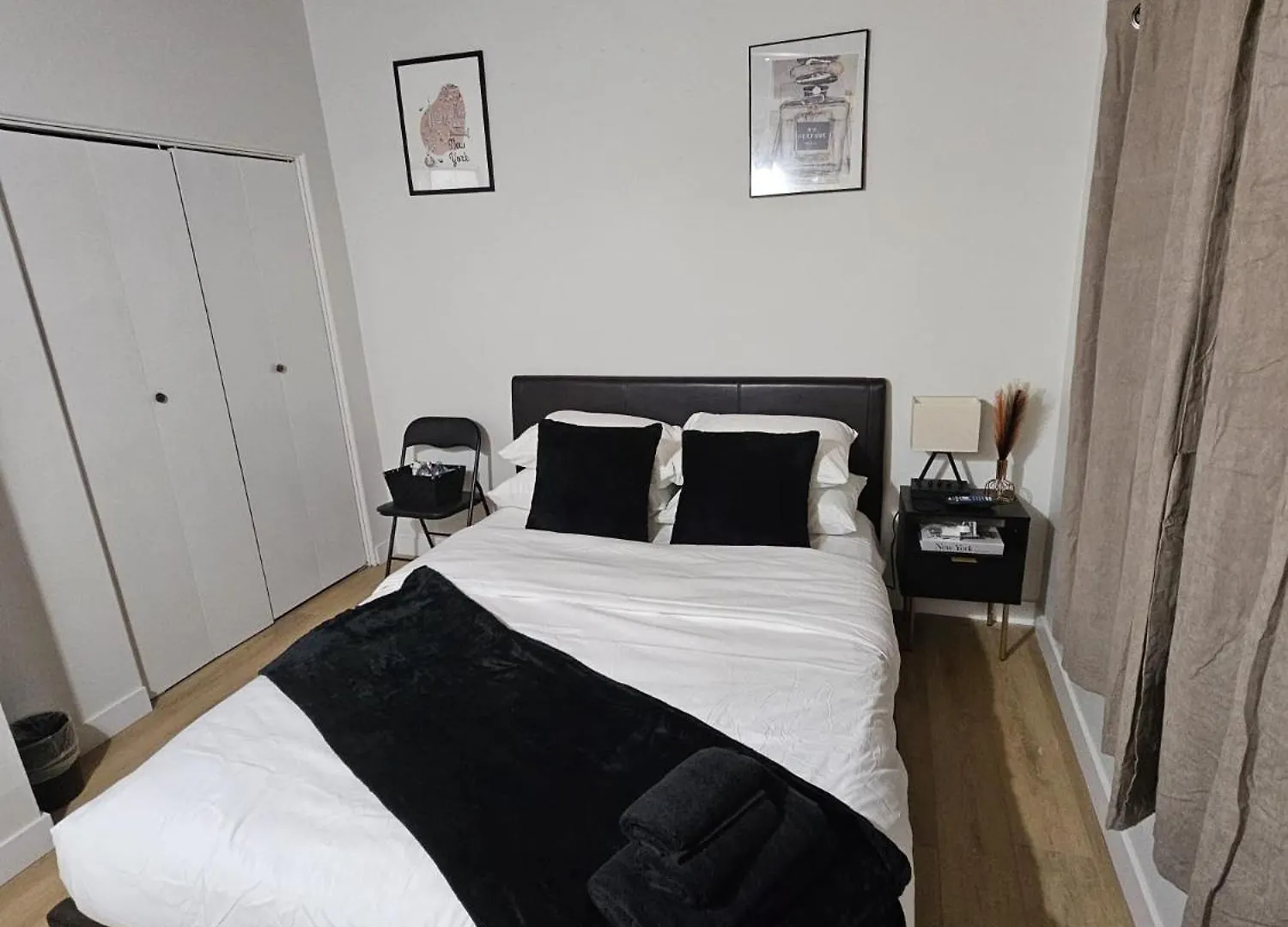 Pensión P&N Suites - Queen Room- Dubai Edmonton